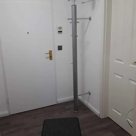 Im Royal Apartment *